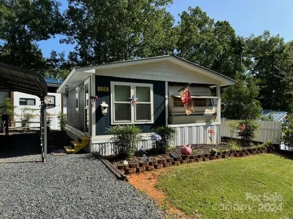 126 Deer Park Rd, Mount Gilead, NC 27306