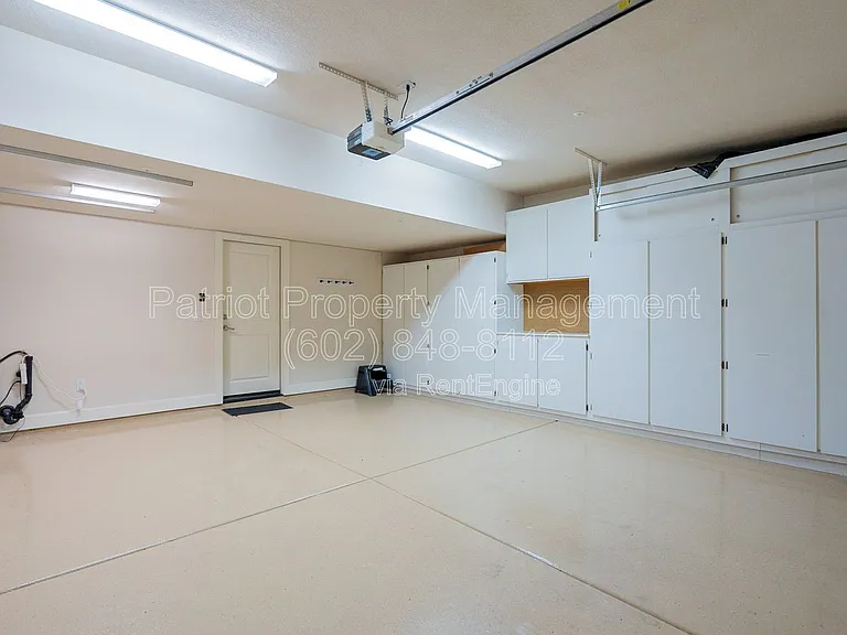 10640 E Vogel Ave — Photo 39