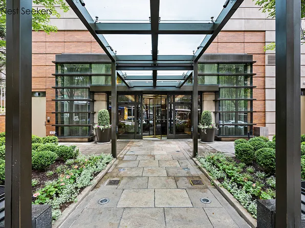 215 East 96th Street PHH image 22 of 23