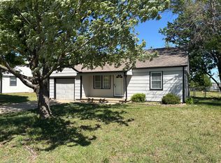 348 S Zelta St, Wichita, KS 67207