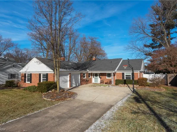 29410 Wolf Rd, Bay Village, OH 44140