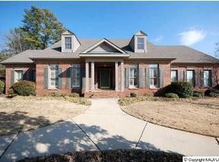 2884 Hampton Cove Way SE, Owens Cross Roads, AL 35763
