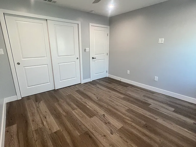 534 N Florence St — Photo 14