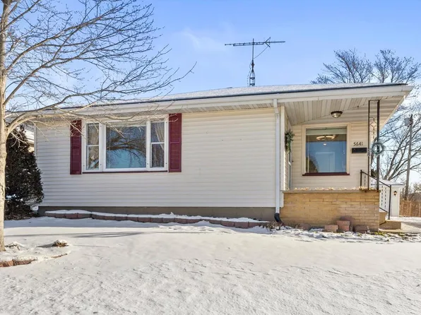 5641 Pershing BOULEVARD, Kenosha, WI 53144