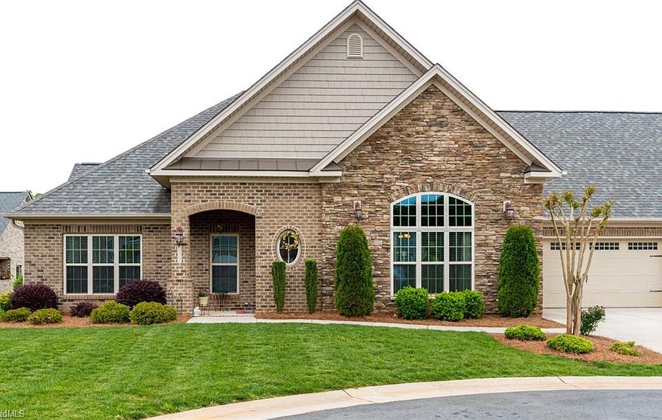 1st image of 4006 Putters Cir