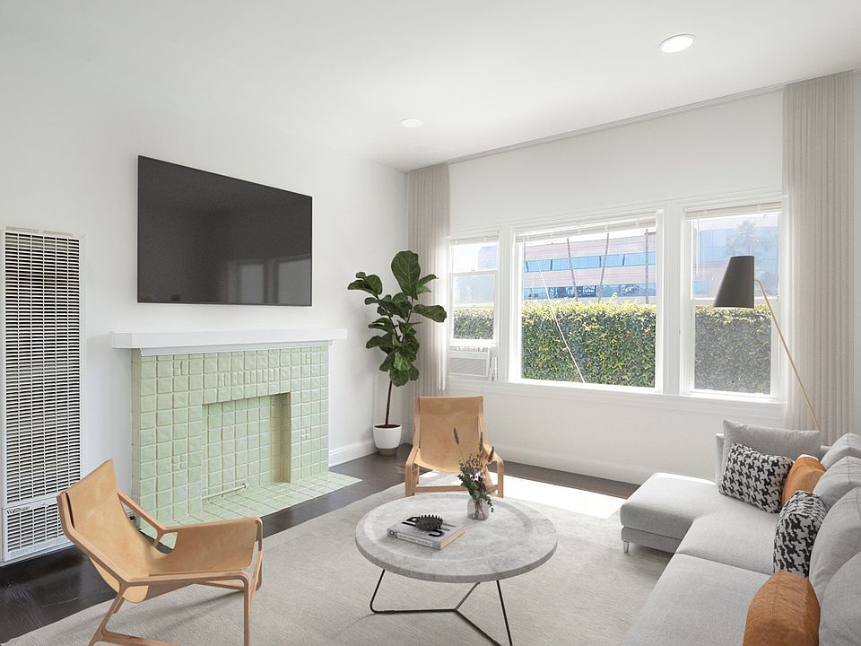 1st image of 714 N Van Ness Ave #C