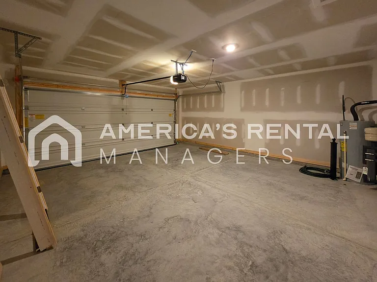 556 Saddlewood Bnd — Photo 20