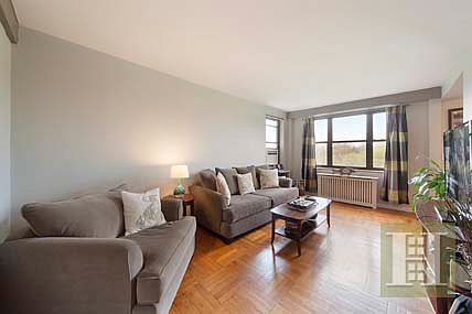 2nd image of 3103 Fairfield Avenue 7j #7J