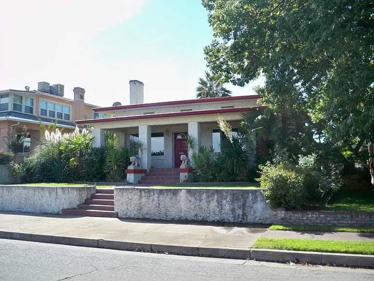 945 Rio St — Photo 18