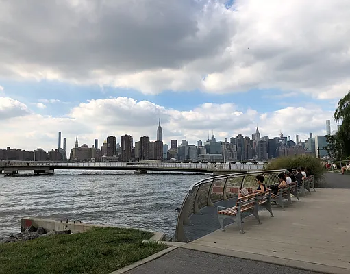 Rented by MNS | media 22