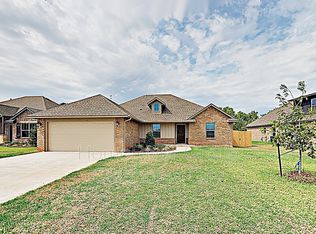 1715 W Blake Way, Mustang, OK 73064