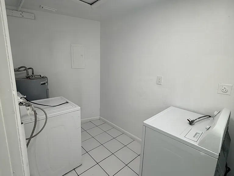 5546 7th Ave #5549 — Photo 7
