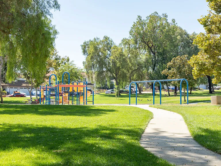 Nearby Calle San Marcos Park
