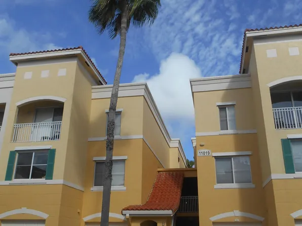 11019 Legacy Lane #301, Palm Beach Gardens, FL 33410