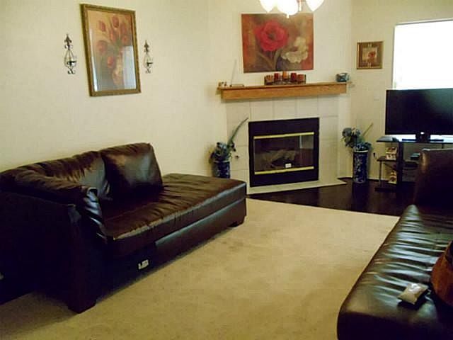 1st image of 2805 Lindsay Ln