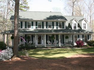 200 River Forest Dr, Fayetteville, GA 30214