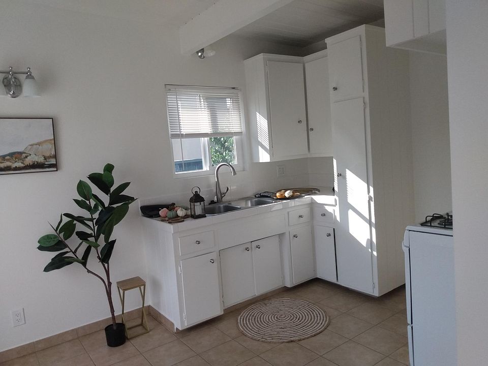 1st image of 25233 Loytan St #H