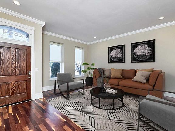 3rd image of 2624 Lafayette Ave