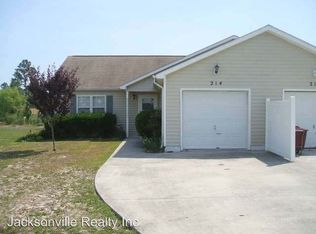 214 Faison Ln, Hubert, NC 28539