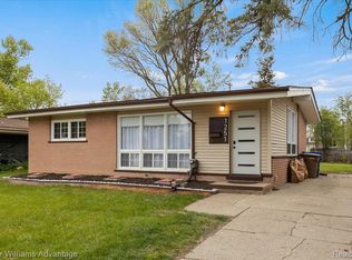 1251 Dufrain Ave, Pontiac, MI 48342