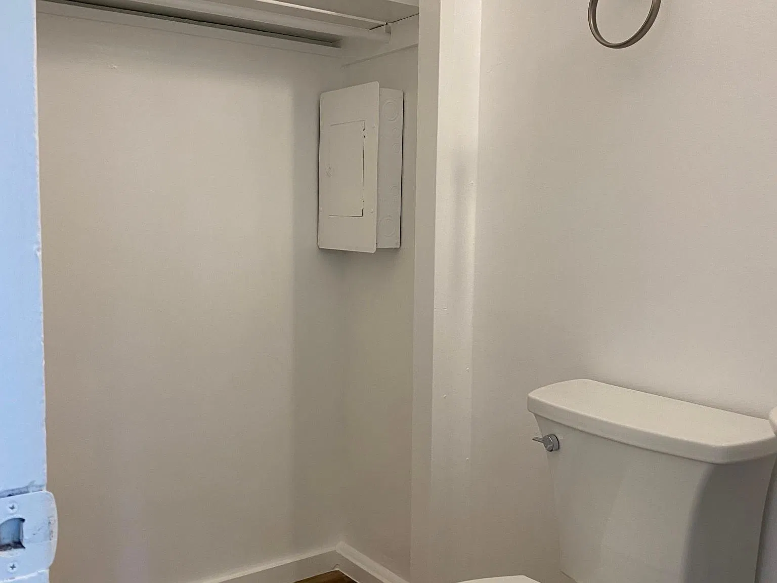 Studio, 415 sqft, $1,350 — Photo 3