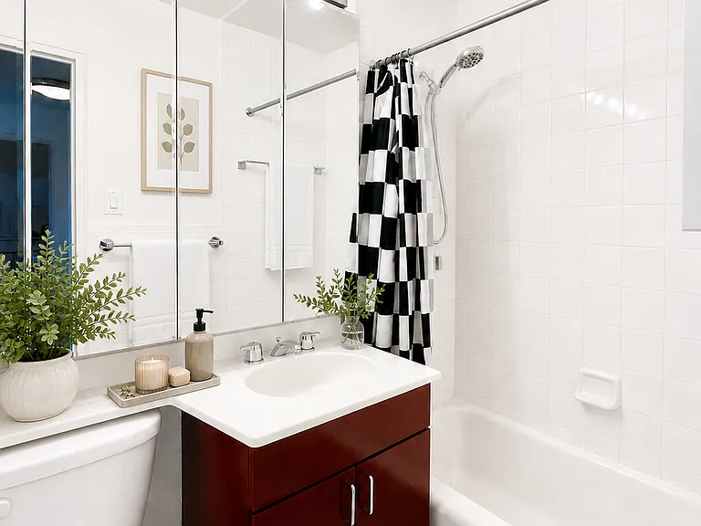 360 W 22nd St #10C — Photo 12