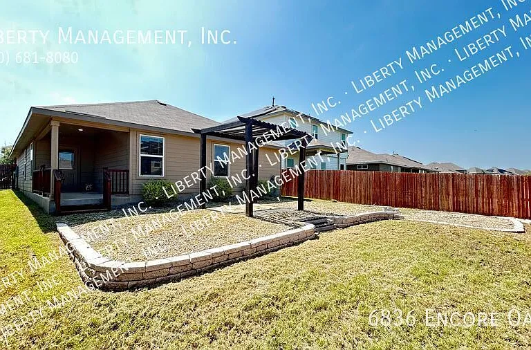 6836 Encore Oaks — Photo 33