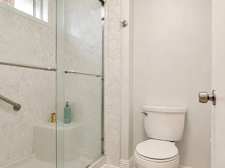 782 De La Luz Cir — Photo 3