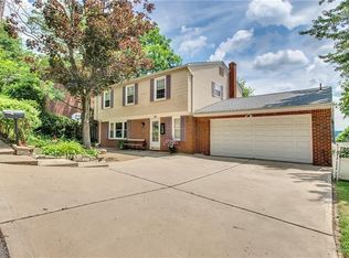 518 Guyasuta Rd, Pittsburgh, PA 15215