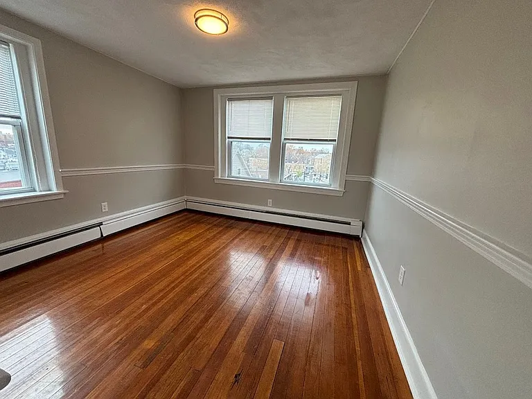 260 Washington Apartments Modern Living in the Heart of Salem — Photo 13