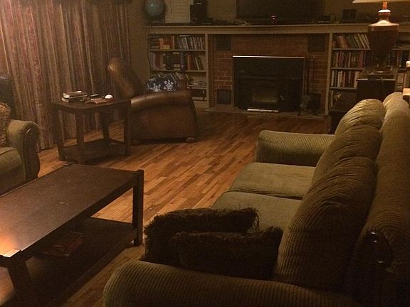 2nd image of 2802 Crestwood Dr