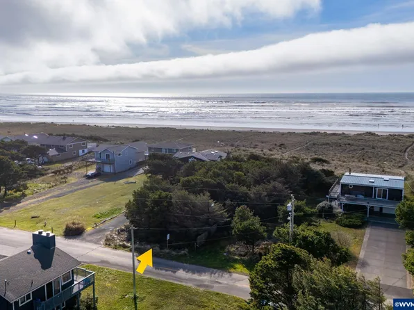 Next To 26630 Beach Dr, Rockaway Beach, OR 97136