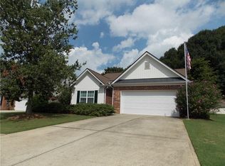 97 Club House Dr, Jefferson, GA 30549