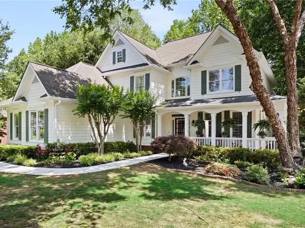 5258 Tallgrass Way NW, Kennesaw, GA 30152