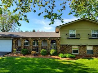 810 W Progress St, Metamora, IL 61548