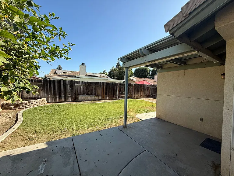 5704 Pine Canyon Dr — Photo 31