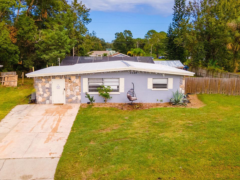 1st image of 3129 Queen Palm Dr