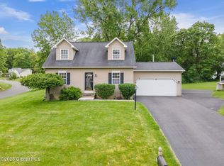 110 Trinity Pl, Selkirk, NY 12158