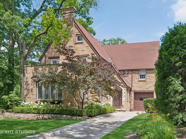 511 Woodlawn Ave, Glencoe, IL 60022