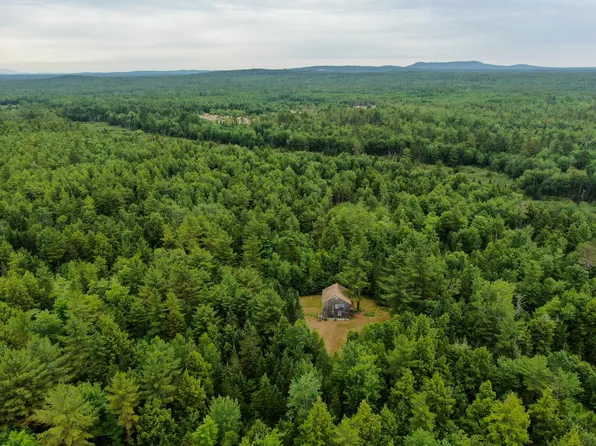 32 Nuthatch Lane, Greenfield Twp, ME 04418