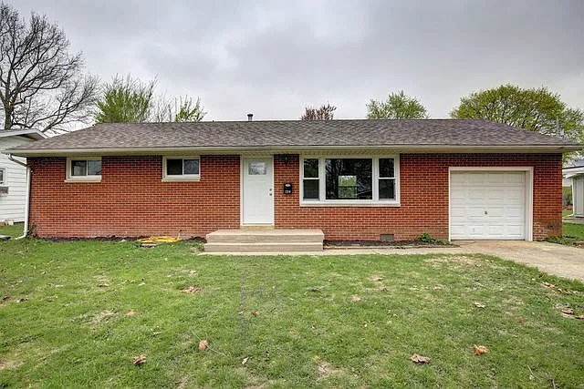 1214 Joanne Ln photo 1