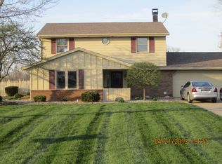 907 Sherwood Dr, Bluffton, IN 46714