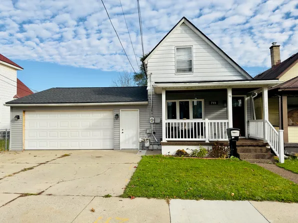 744 Fremont Ave NW, Grand Rapids, MI 49504