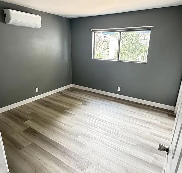 602 N Sloan Ave — Photo 11