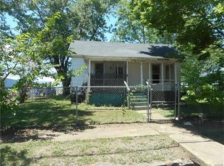 305 S Harry Jr Ave, Desloge, MO 63601