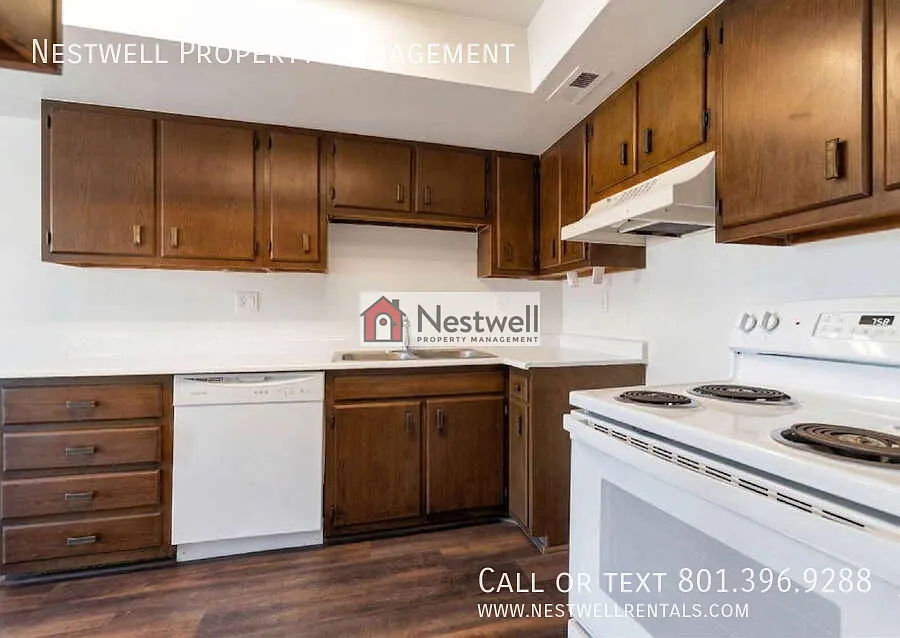 Cute Accessible 2-bed Unit in Midvale — Photo 3
