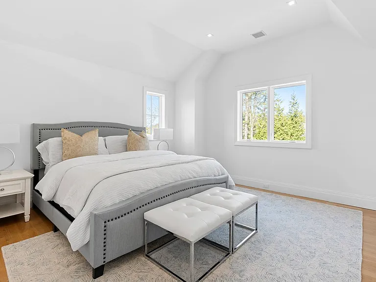 51 Arbutus Rd — Photo 21