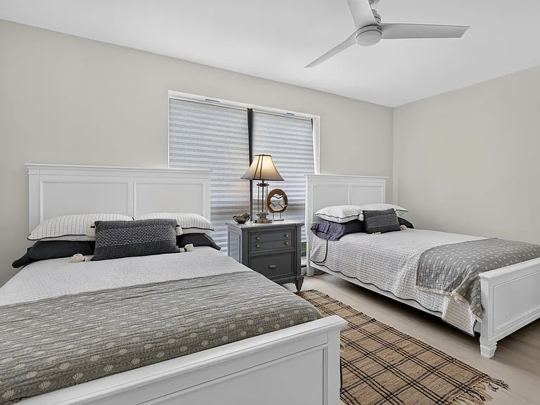 302 Brackenwood Cir — Photo 25