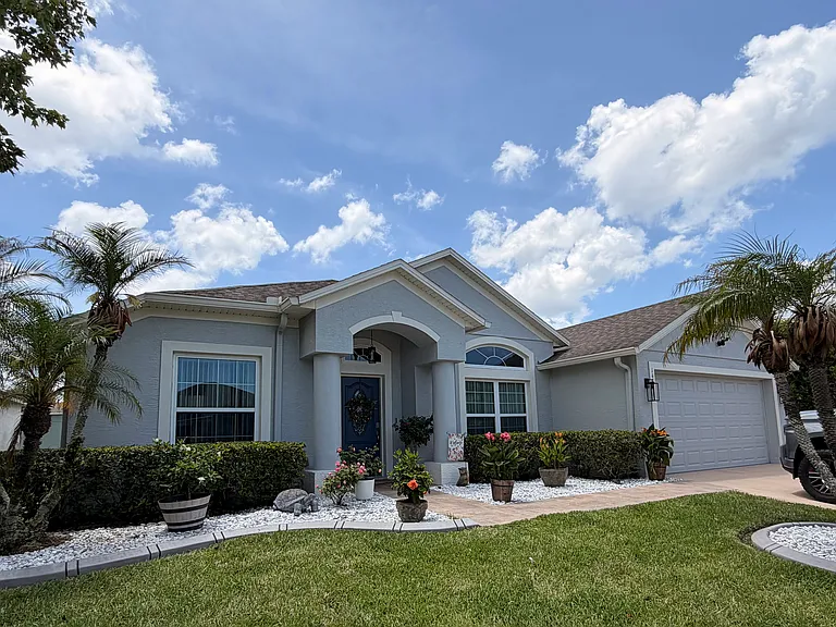 14224 Babylon Way — Photo 2