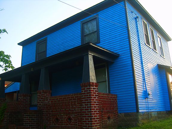 2nd image of 325 N 11th St
